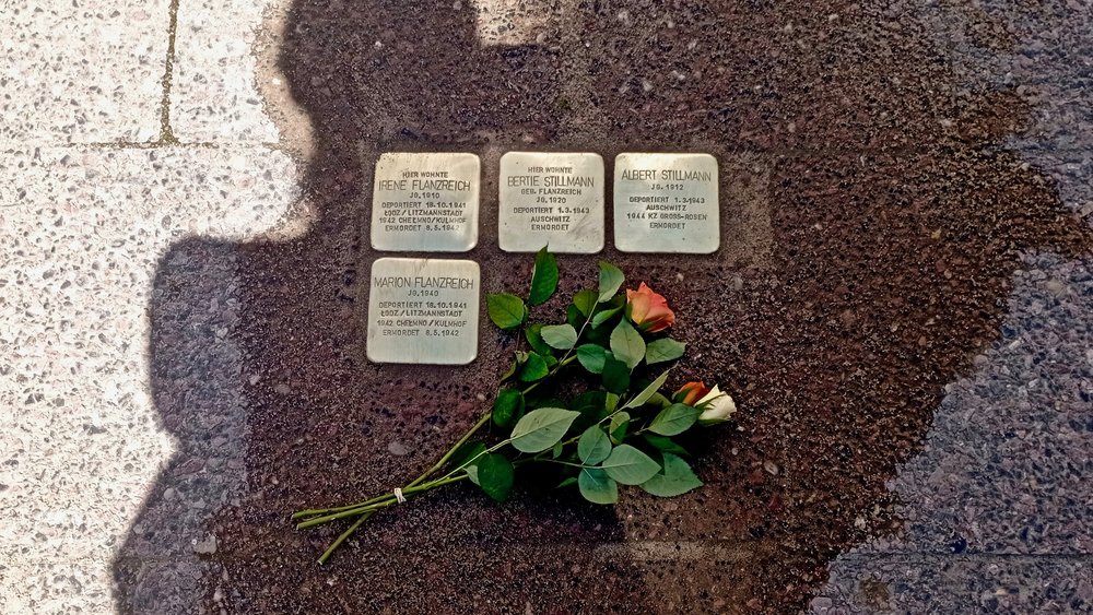 Foto eines Stolpersteins